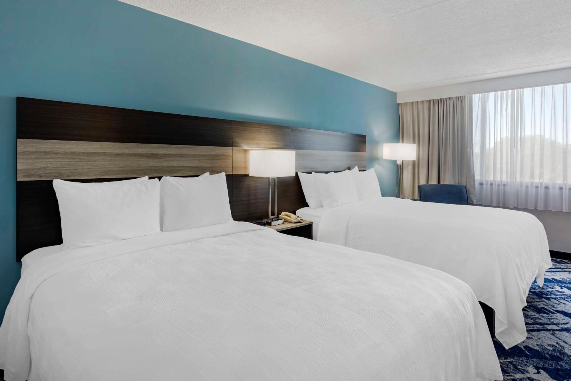 Best Western Rutgers University Hotel Іст-Брансвік Екстер'єр фото